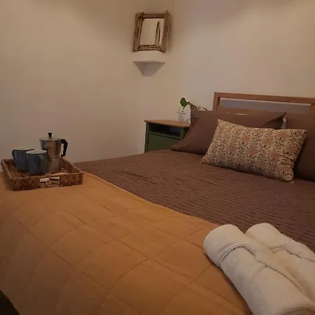 Apartment Monks' Atri