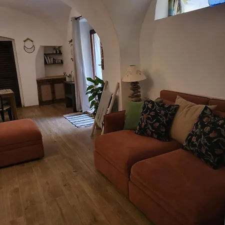 Apartment Monks'